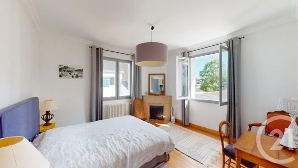 Maison à vendre  5 pièces - 140 m 2   DAX  - 40