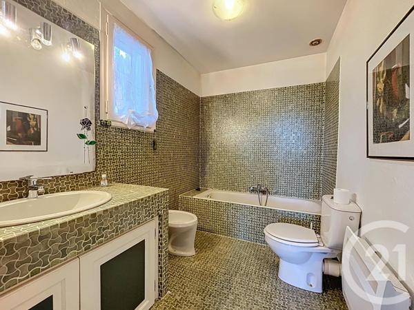 Maison à vendre  7 pièces - 149,46 m2 BAGNOLS SUR CEZE - 30