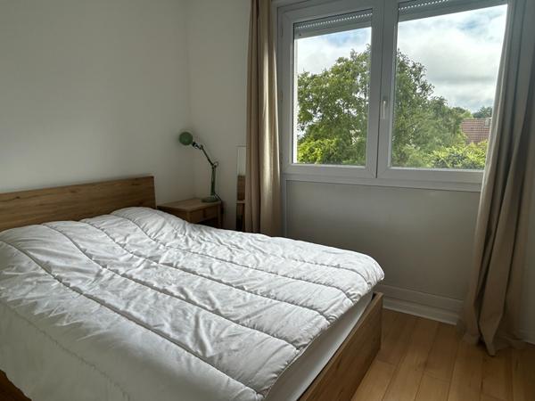 Appartement meublé Noisy Le Grand 3 pièce(s) 51.34 m2 + balcon + cave + parking