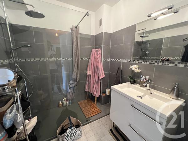 Appartement F3 à vendre  3 pièces - 68 m 2   BORGO  - 202
