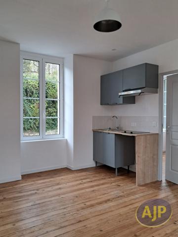 Location appartement Pons : 560 € - AJP Immobilier Pons