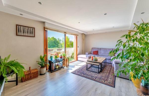 Appartement Noisy Le Grand 4 pièce(s) 120.90 m2