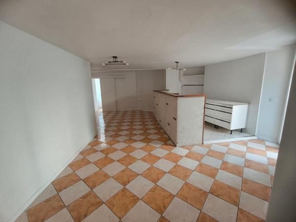 Immeuble à vendre |  Tocane-Saint-Apre |  274 m²