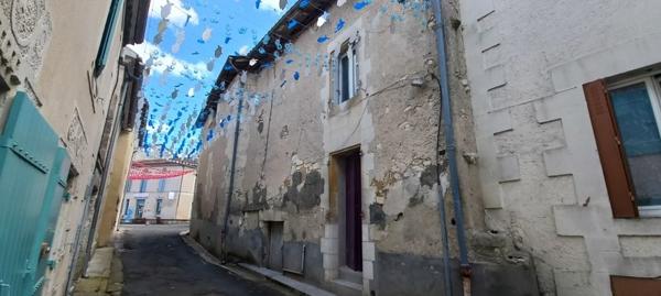 Immeuble à vendre |  Tocane-Saint-Apre |  274 m²