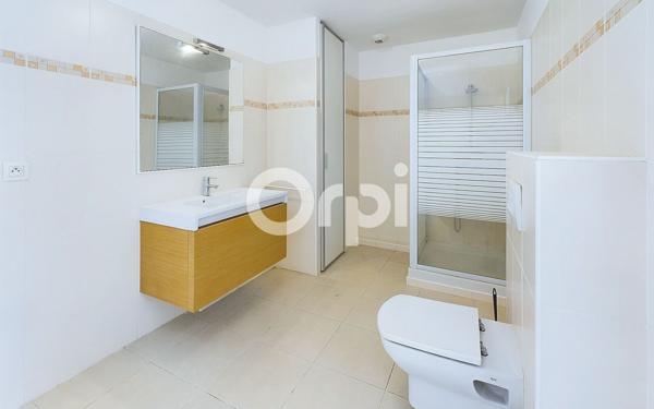 Appartement à vendre    2 pièces • 43 m2 Mandelieu-la-Napoule