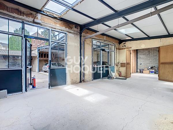 Local d'activité Crepy En Valois 1 pièce(s) 167 m2