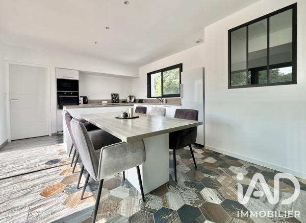 Maison à vendre 6 pièces 112 m² Aigrefeuille-d'Aunis