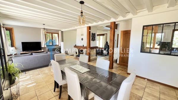 Maison
                                                                                                                                                                                                                                                                                                                        6 pièce(s)                                                                                                                                                                                                          4 chambre(s)                                                                                                                                                                                                          155  m²