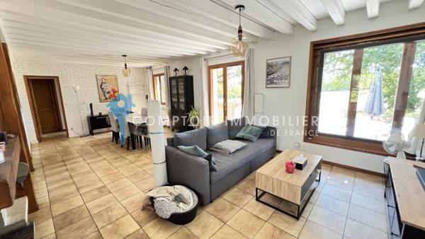 Maison
                                                                                                                                                                                                                                                                                                                        6 pièce(s)                                                                                                                                                                                                          4 chambre(s)                                                                                                                                                                                                          155  m²