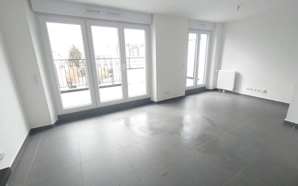 Appartement à louer    1 pièce • 30,70 m2 Noisy-le-Grand
