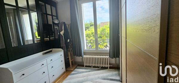 Maison traditionnelle 7 pièces de 120 m² à Deuil-la-Barre (95170)