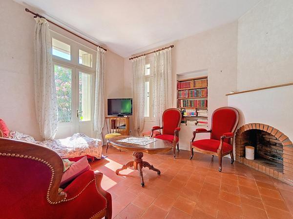 Maison de maître à Lamalou-les-Bains – 170 m² habitables, garage, cachet et potentiel