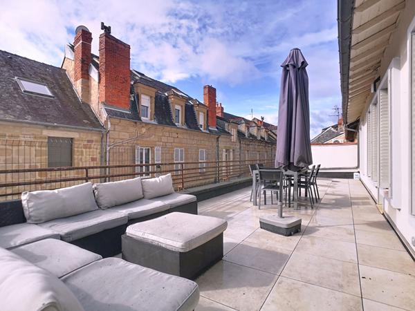 Appartement T3 meublé de 69m2 avec garage en hyper centre de Brive-la-Gaillarde