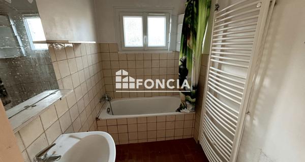 À vendre Appartement 4 pièces 93 m² - Orange 84100