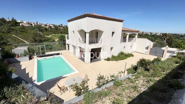 Maison Juvignac 8 pièce(s) avec piscine donnant sur le golf