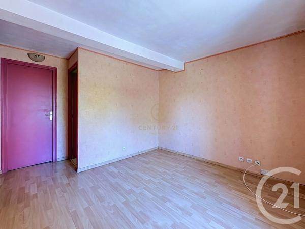 Maison à vendre  4 pièces - 92 m 2   GRIGNY  - 69