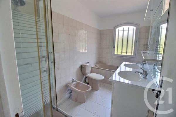 Maison à vendre  6 pièces - 163 m 2   VALBONNE  - 06