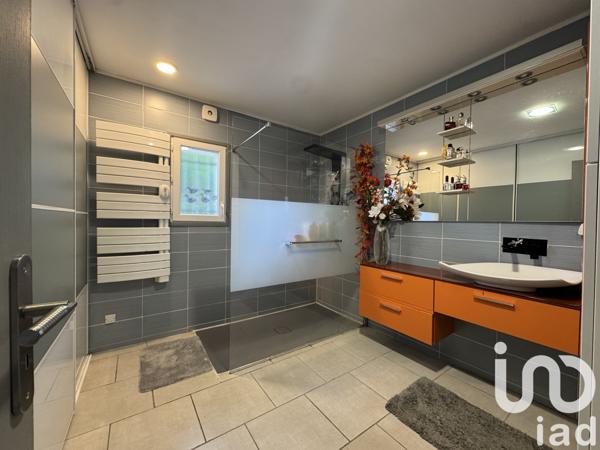 Maison à vendre 5 pièces 150 m² Molières-sur-Cèze