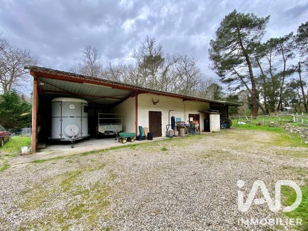 Maison à vendre 15 pièces 479 m² Ambrus