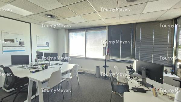 IMMEUBLE DE BUREAUX A VENDRE - MERIGNAC