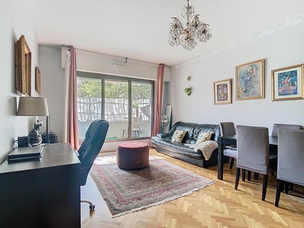 Appartement 2 pièce 59 m², terrasse