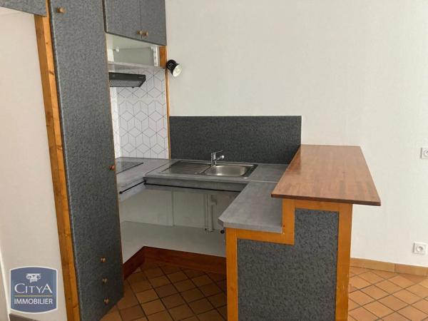 Appartement à louer 2 pièces 46.02m² Agen (47000)