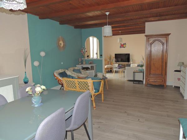 Maison  5 pièce(s)  4 chambre(s)  130 m²