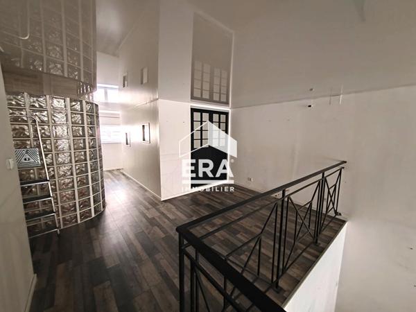 Loft à vendre Marseille 13001  Investissement locatif avec box  Proche Gare Saint-Charles