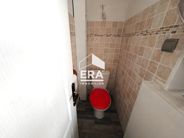 Loft à vendre Marseille 13001  Investissement locatif avec box  Proche Gare Saint-Charles