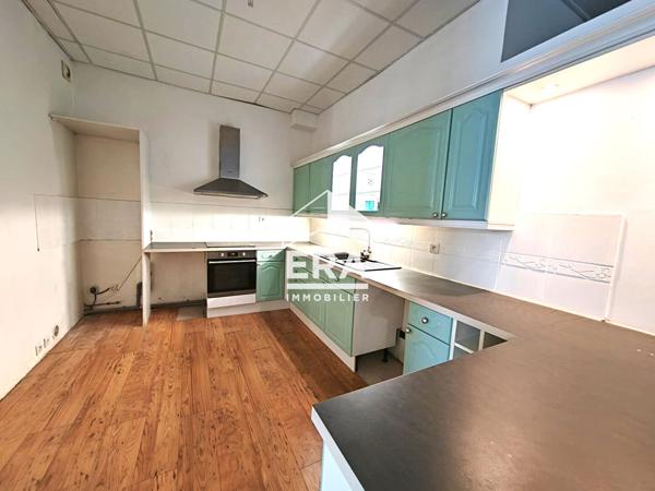 Loft à vendre Marseille 13001  Investissement locatif avec box  Proche Gare Saint-Charles