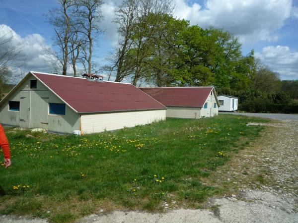 ESSOMES SUR MARNE (02) à vendre joli corps de ferme avec maison et nombreux bâtiments sur un terrain de 10 hectares
