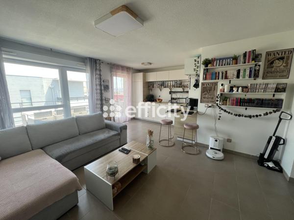 Appartement
         3 pièces
        - 62 m² 150 000 € *