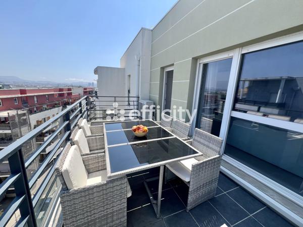 Appartement
         3 pièces
        - 62 m² 150 000 € *