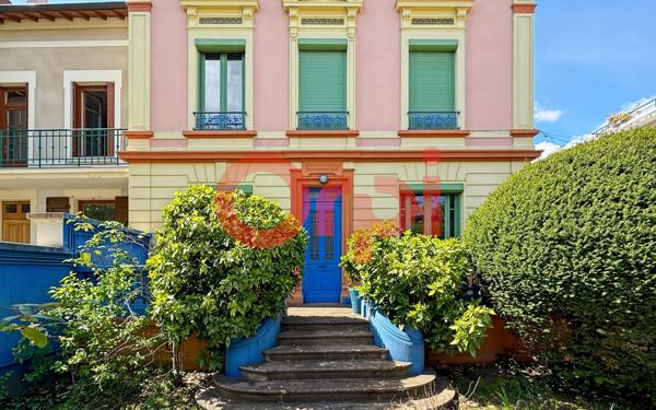 Maison à vendre    6 pièces • 200 m2 Lyon 8