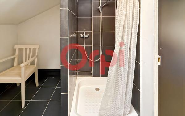Maison à vendre    6 pièces • 200 m2 Lyon 8