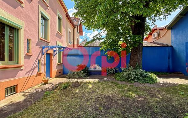 Maison à vendre    6 pièces • 200 m2 Lyon 8