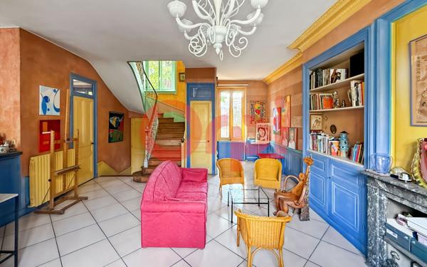 Maison à vendre    6 pièces • 200 m2 Lyon 8