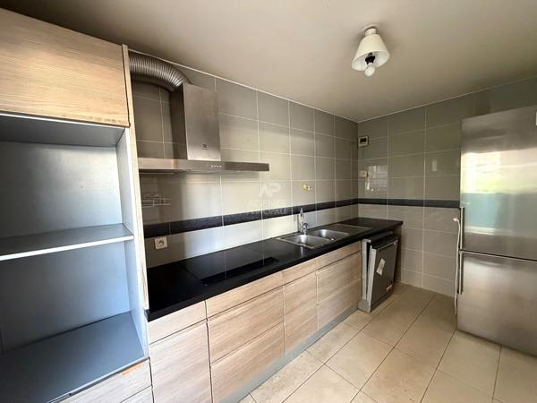 Appartement Houilles 4 pièce(s) 83.12 m2 Loyer 1 550 €/mois charges comprises **  - Référence  929