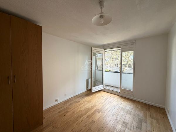 Appartement Houilles 4 pièce(s) 83.12 m2 Loyer 1 550 €/mois charges comprises **  - Référence  929