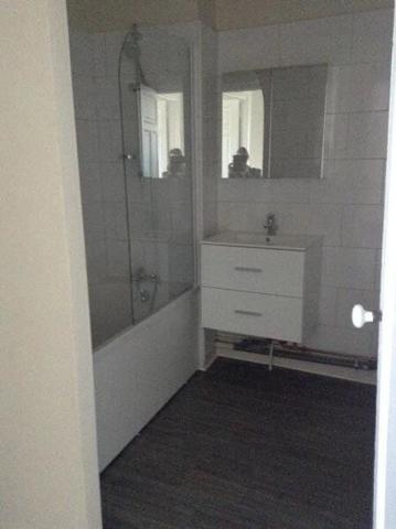 Location                                                      Appartement
                        
                     3 pièces                      57 m2                     à Saint-Quentin