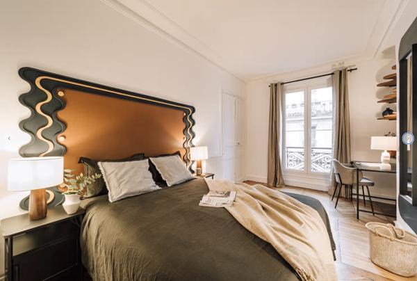 Paris 2ème - A LOUER VIDE - Magnifique 5 Pièces de 123 m²