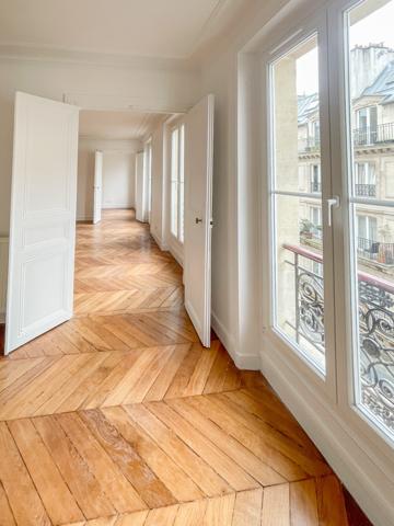 Paris 2ème - A LOUER VIDE - Magnifique 5 Pièces de 123 m²