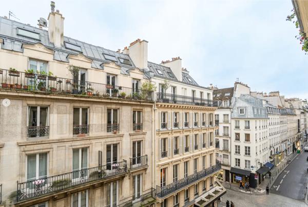 Paris 2ème - A LOUER VIDE - Magnifique 5 Pièces de 123 m²