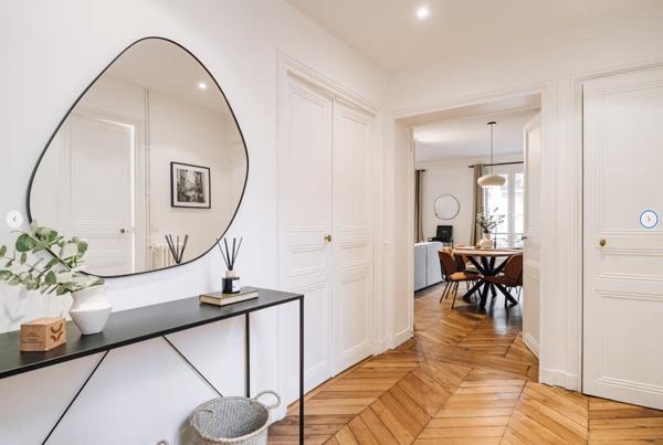 Paris 2ème - A LOUER VIDE - Magnifique 5 Pièces de 123 m²