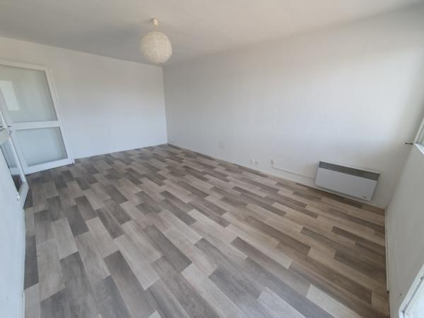 TALENCE T4 + Balcon + Place de parking