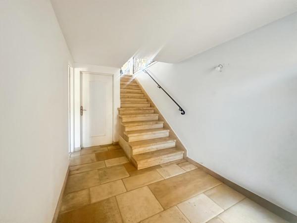 VILLERS-SEMEUSE  MAISON CHALEUREUSE, FONCTIONNELLE ET BIEN SITUÉE