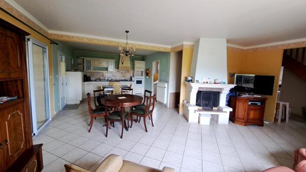 Maison à CHANGE, 72560 - 6 pièces 135m²