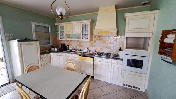 Maison à CHANGE, 72560 - 6 pièces 135m²