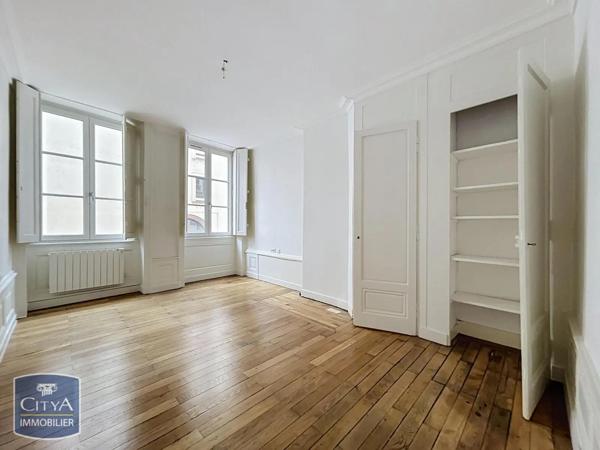 Appartement à louer 4 pièces 96.1m² Lyon (69002)