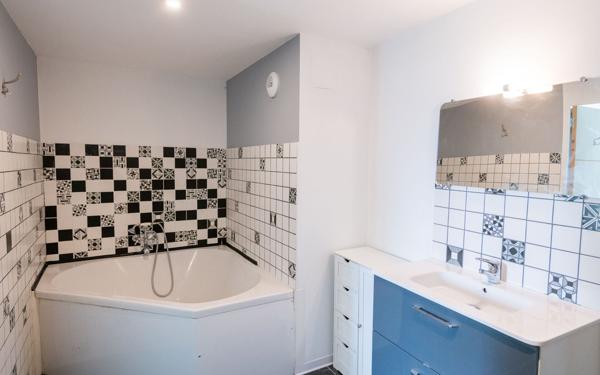 Maison à vendre    4 pièces • 103,90 m2 Genilac